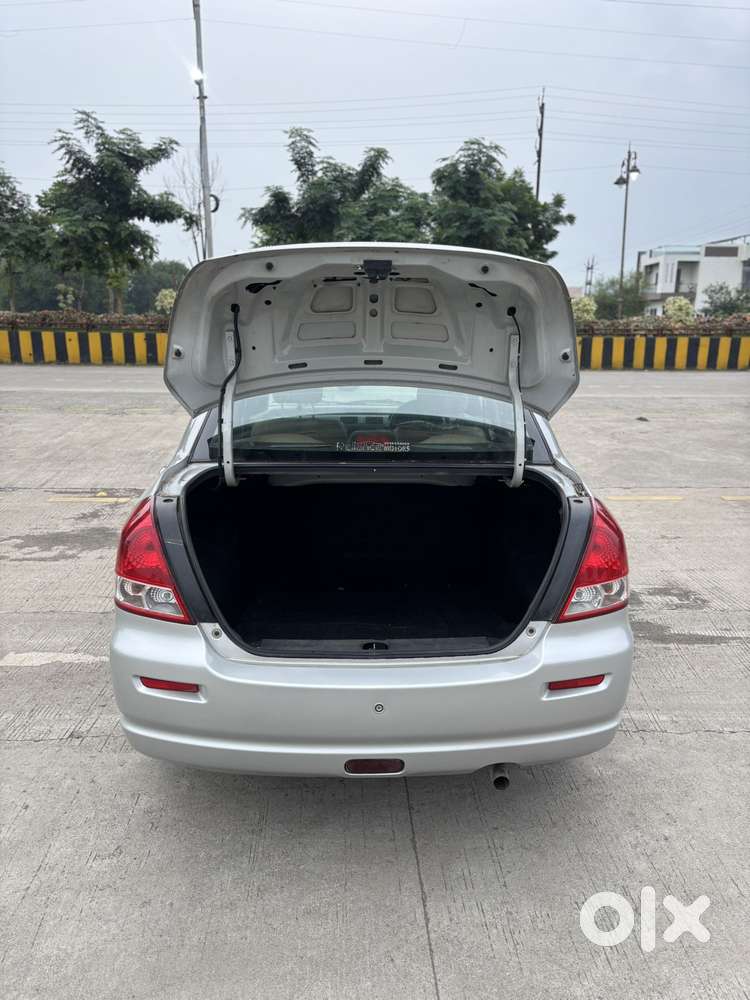 Maruti Suzuki Dzire 1.2 Lxi, 2011, Petrol
