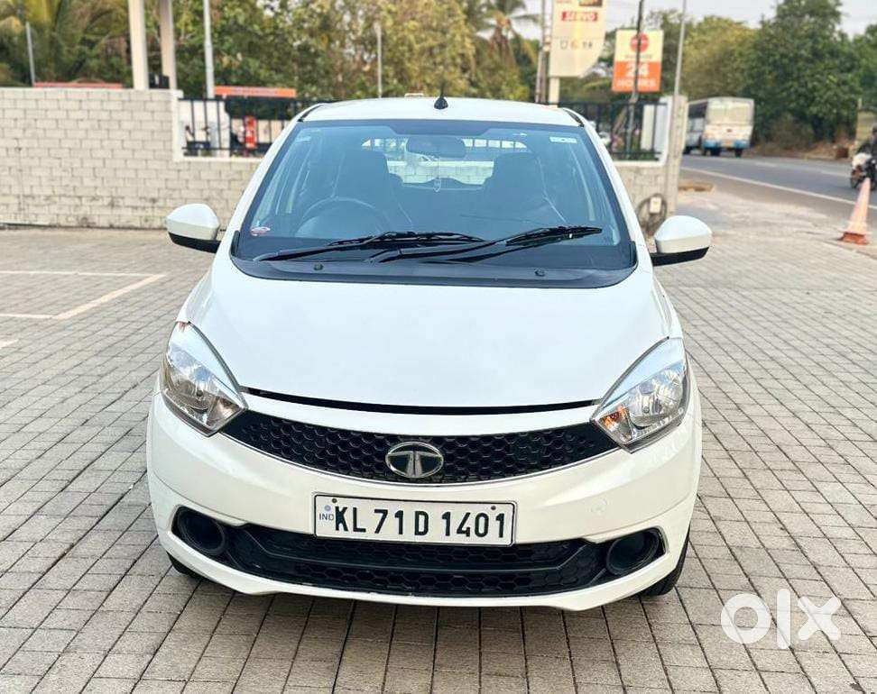 Tata Tiago 1.2 Revotron Xt (o), 2016, Petrol