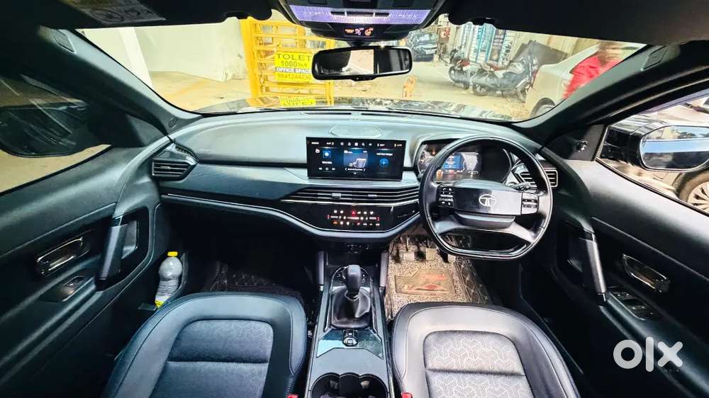 Tata Safari Accomplished