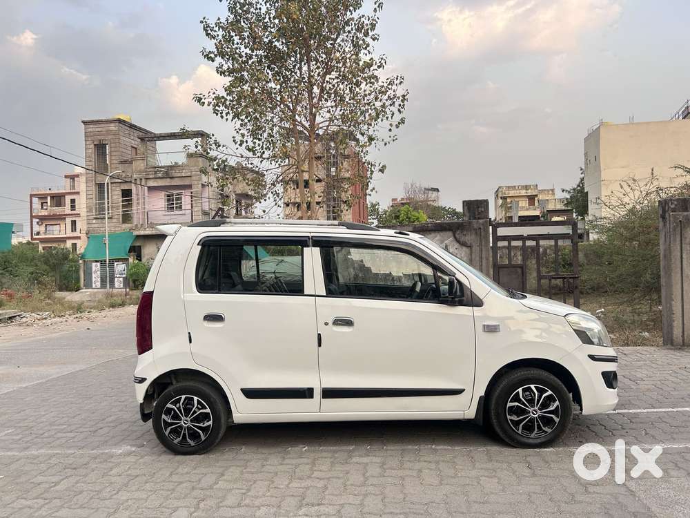 Maruti Suzuki Wagon R Cng Lxi Opt, 2016, Petrol