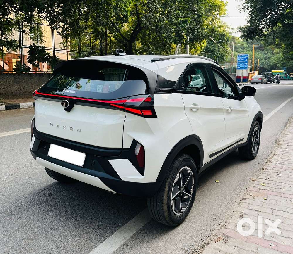 Tata Nexon Creative Plus S 1.2 Revotron Petrol 7dca Dt, 2024, Petrol