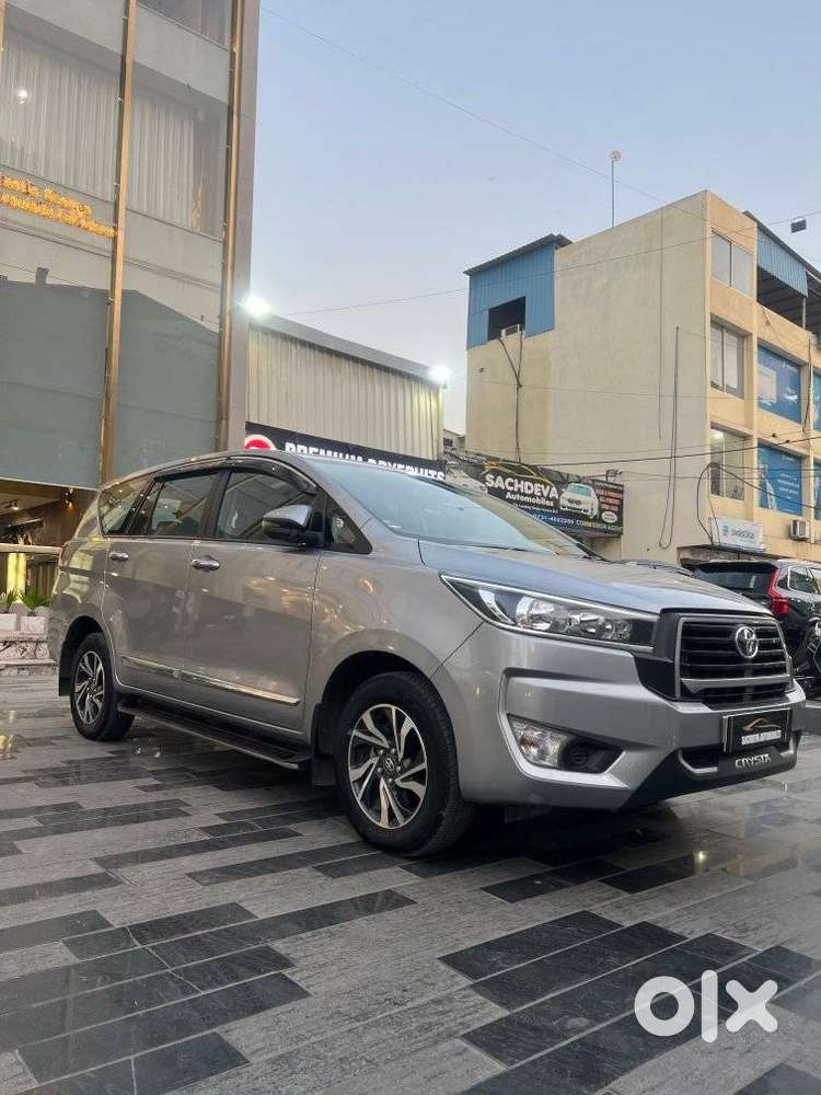 Toyota Innova Crysta 2.4 G Plus Mt 7 Str, 2025, Diesel