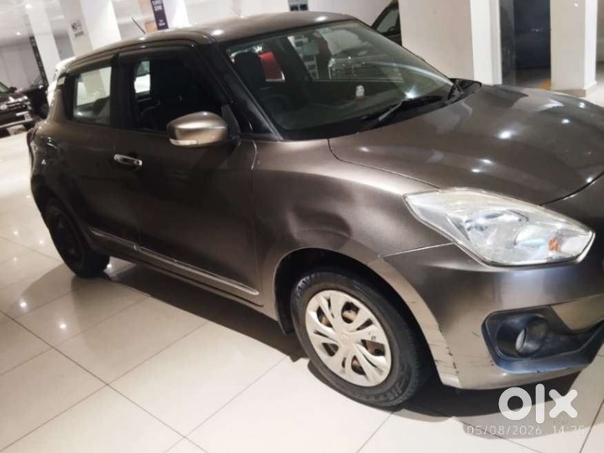 Maruti Suzuki Swift Vxi 1.2 Abs Bs-iv, 2019, Petrol