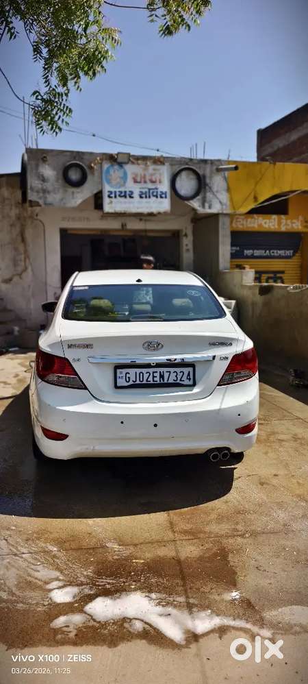 Hyundai Verna 1.6 2011 Car