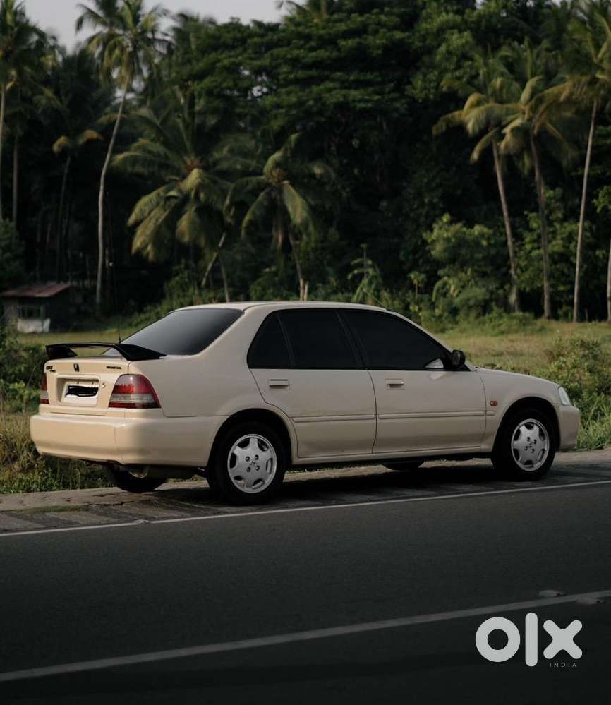 Honda 1.5 Vtec 2001 Petrol Well Maintained