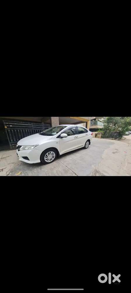 Honda City 2015 Diesel Well Maintained Delhi Registration