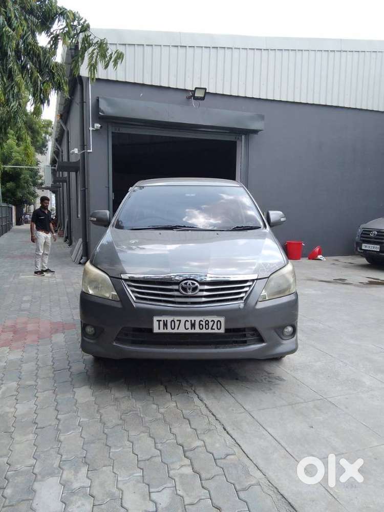 Toyota Innova 2.0 V, 2012, Diesel