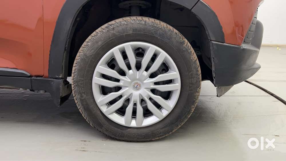 Mahindra Kuv 100 2016-2017 Mfalcon G80 K6, 2016, Petrol