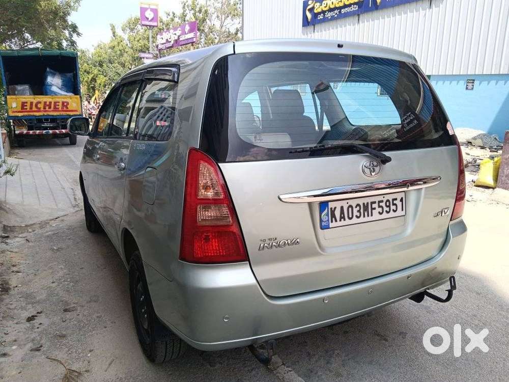 Toyota Innova 2.5 Z Diesel 7 Seater, 2006, Diesel