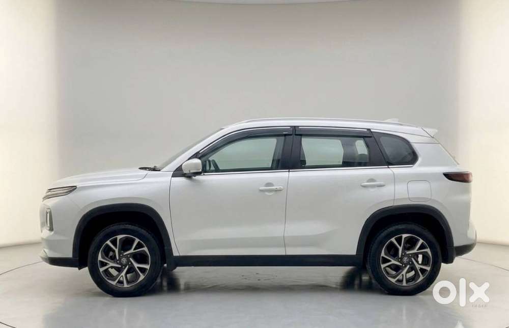 Toyota Urban Cruiser Hyryder 1.5 V Hybrid, 2023, Petrol