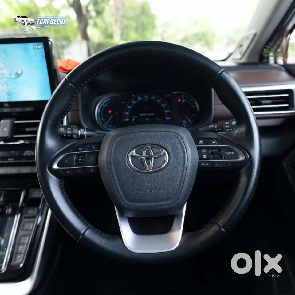 Toyota Innova Hycross 2.0 Zx Hybrid 7 Str, 2023, Petrol