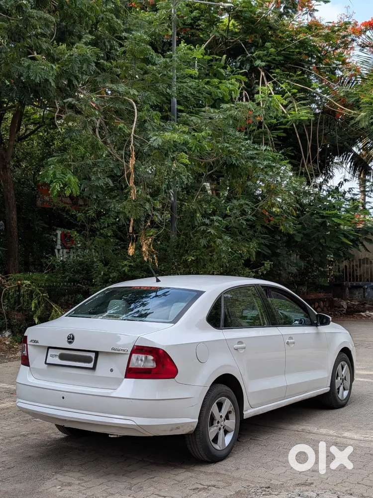 Skoda Rapid 1.6 Ambition 2017