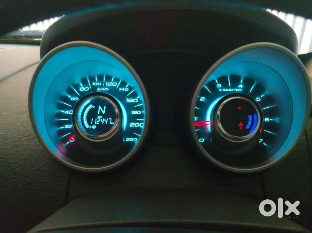 Mahindra Xuv500 2.2 W10 2018