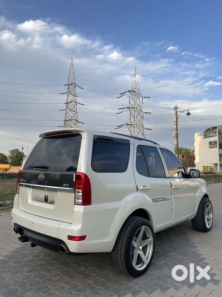 Tata Safari Storme [2015-2019] 2.2 Ex 4x2, 2016, Diesel