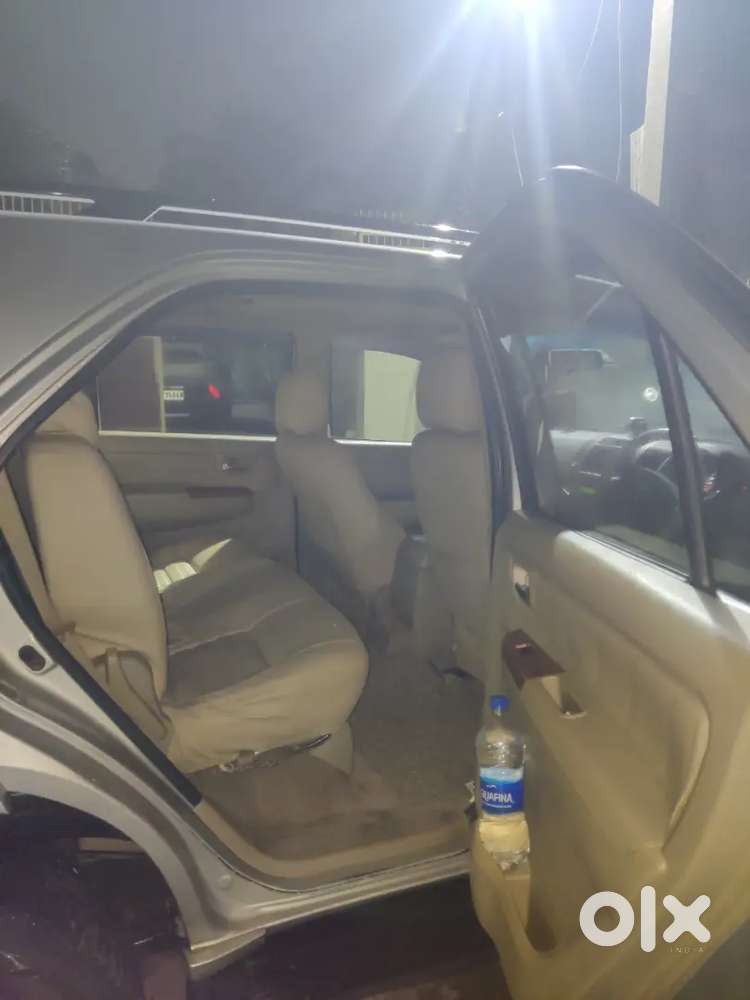 Toyota Fortuner 3.0 2010