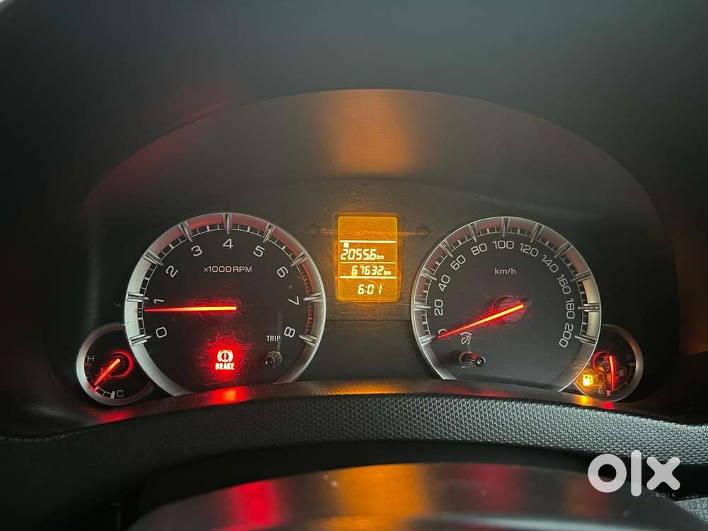 Maruti Suzuki Swift 1.2 Vxi Glory Edition, 2016, Petrol