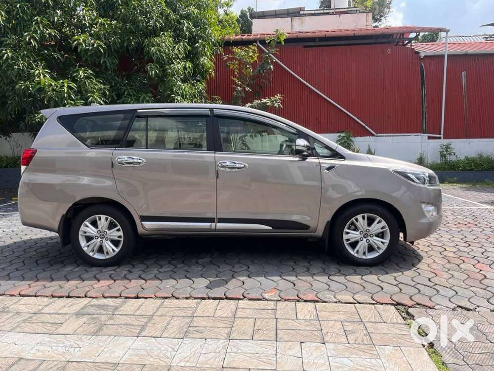 Toyota Innova Crysta 2.5z, 2020, Diesel