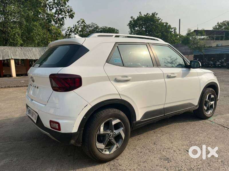 Hyundai Venue Sx (o) Mt 1.5 Diesel, 2021, Diesel