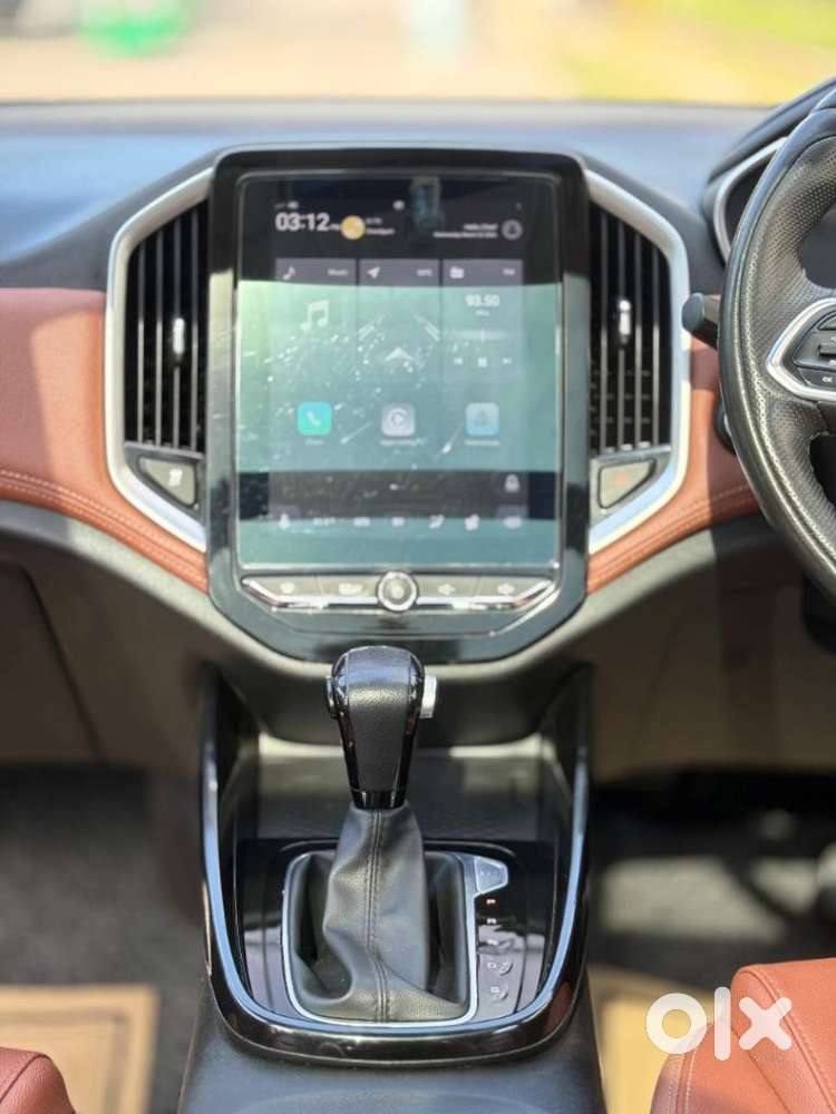 Mg Hector Plus 1.5 Sharp Turbo Cvt 6 Str, 2022, Petrol