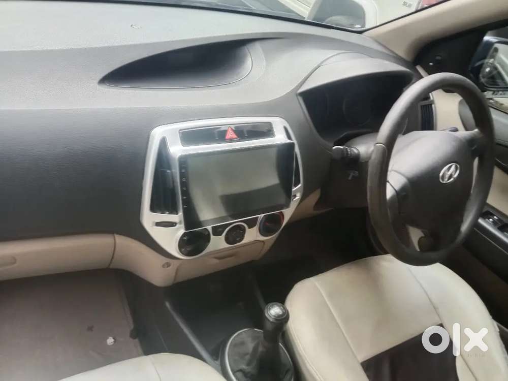 Hyundai I20 Magna 2012  Tax2027