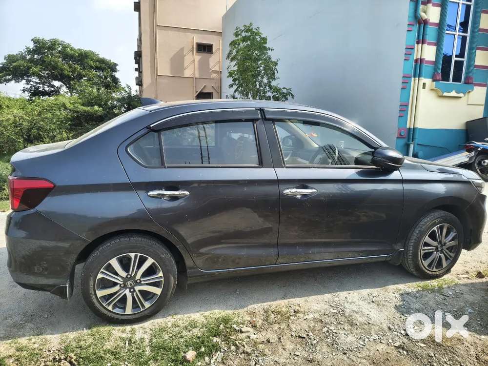 Honda Amaze 2024 11000 Km Driven