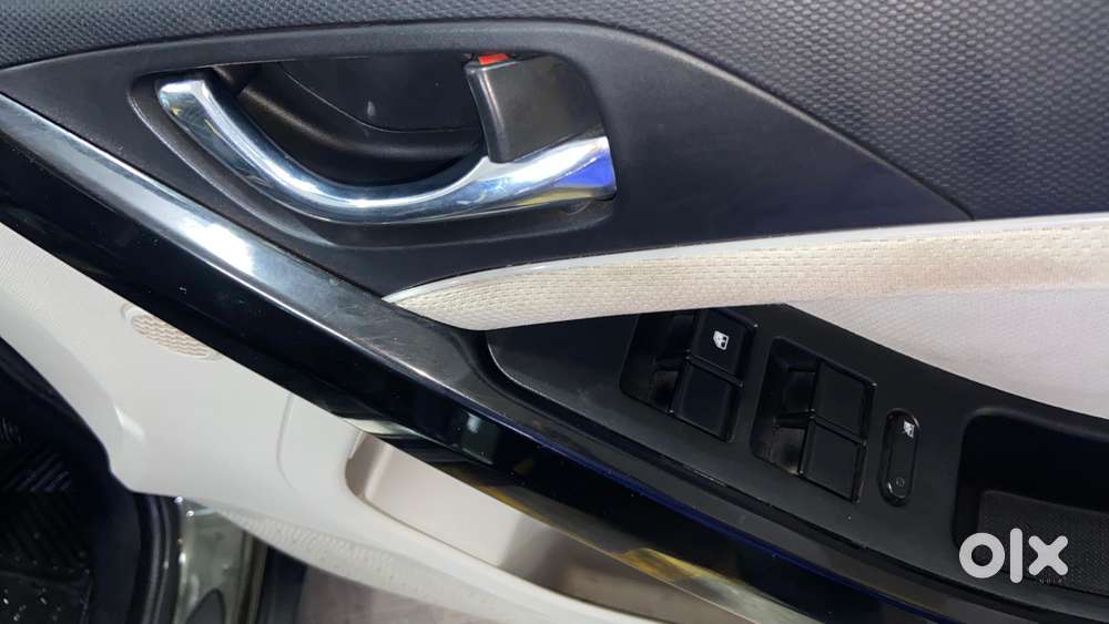 Tata Nexon 1.2 Revotron Xza Plus Premium, 2021, Petrol