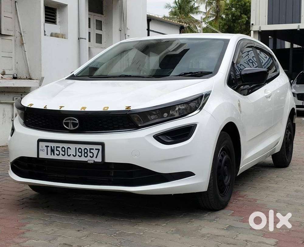 Tata Altroz 1.2 Xe, 2021, Petrol