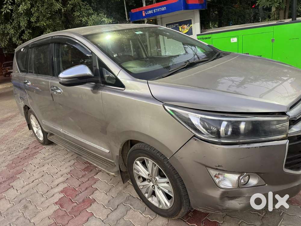 Toyota Innova Crysta 2.8z Automatic, 2019, Diesel