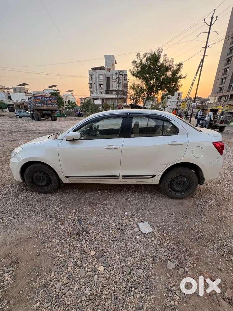Maruti Suzuki Dzire 2023 Petrol Well Maintained