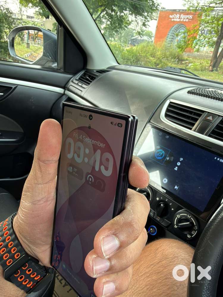 Fold 8 ultra with samsung care + extra 2 years insurance