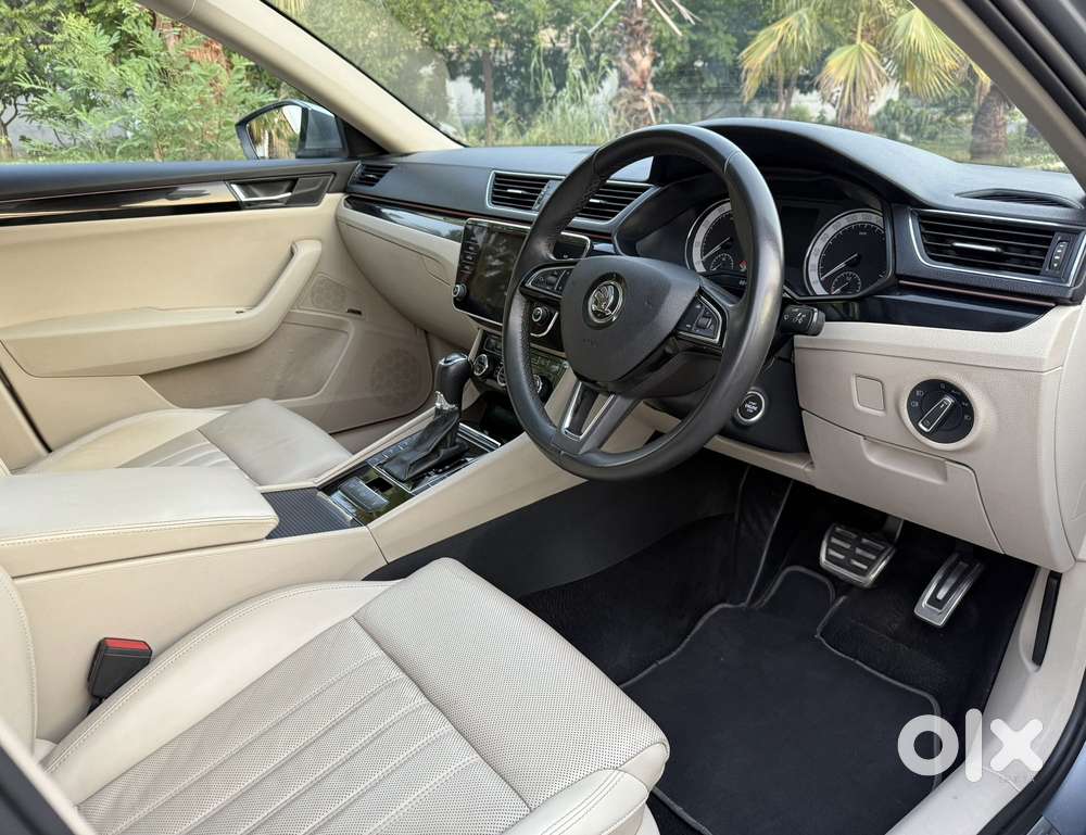Skoda Superb L&k 1.8 Tsi At, 2019, Petrol