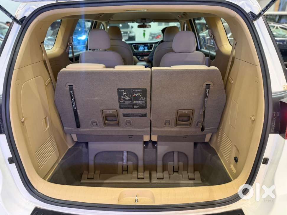 Kia Carnival Premium 8 Str, 2020, Diesel