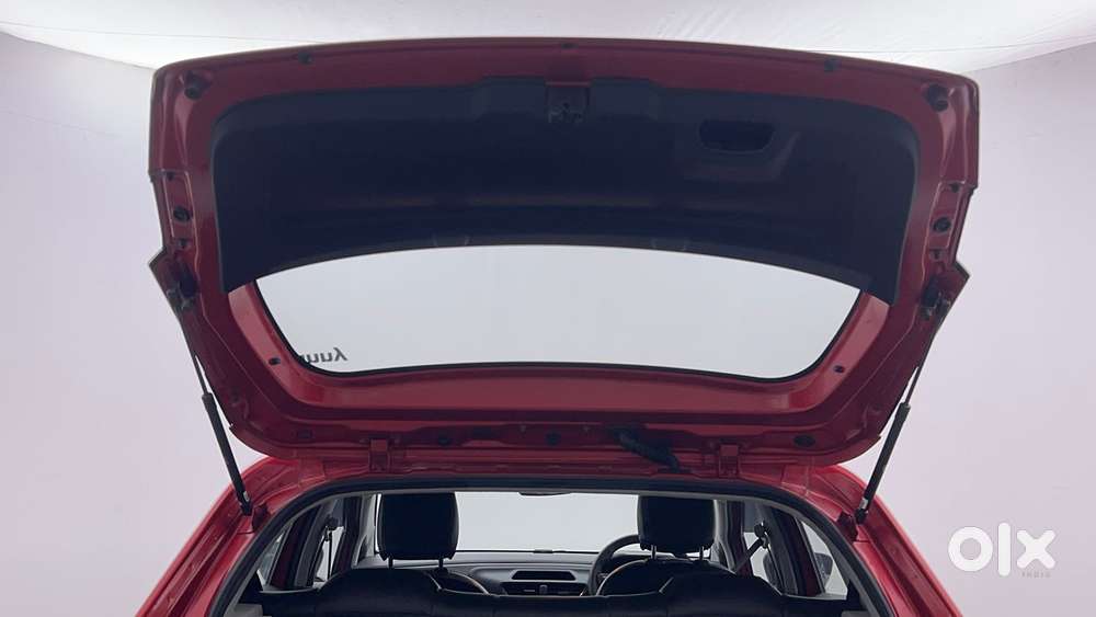 Tata Altroz 1.2 Xe, 2020, Petrol
