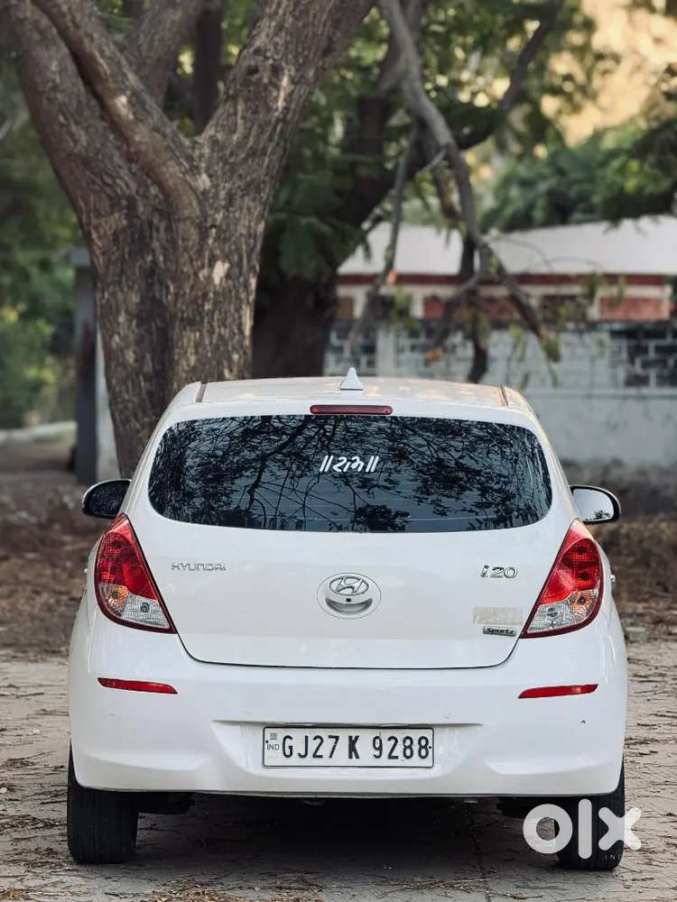Hyundai I20 2013 Cng & Hybrids 147000 Km Driven