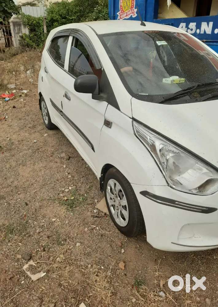 Hyundai Eon Era Petrol Manual 2017 Model
