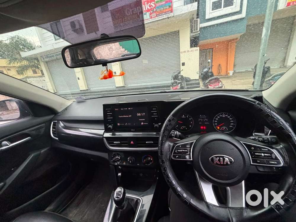 Kia Seltos 2021 Petrol Well Maintained