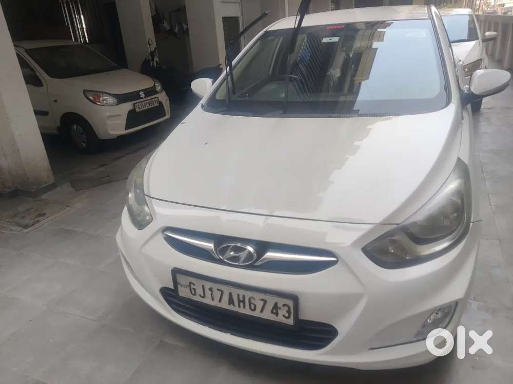 Hyundai Verna Diesel Mt 76000 Km 2014