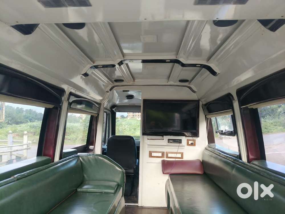 Force Motors Urbania 3350wb 10-seater, 2018, Diesel