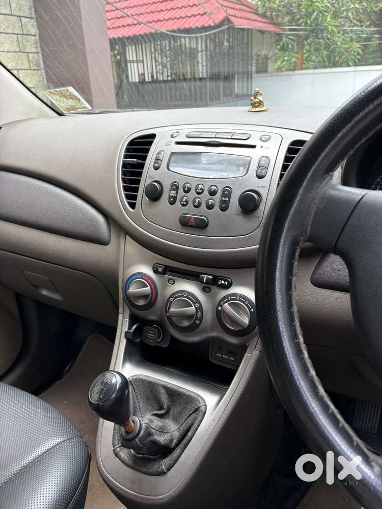 Hyundai I10 Sportz 2013 Petrol