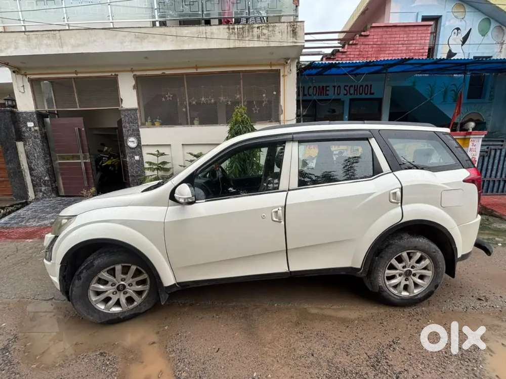 Mahindra Xuv500 W10 Diesel 2016 (sunroof)