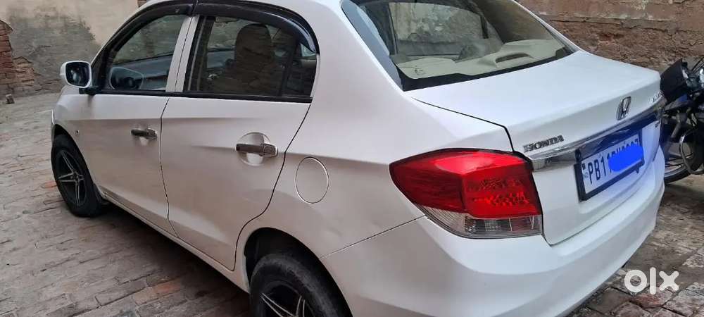 Honda Amaze 2015 Diesel Well Maintained