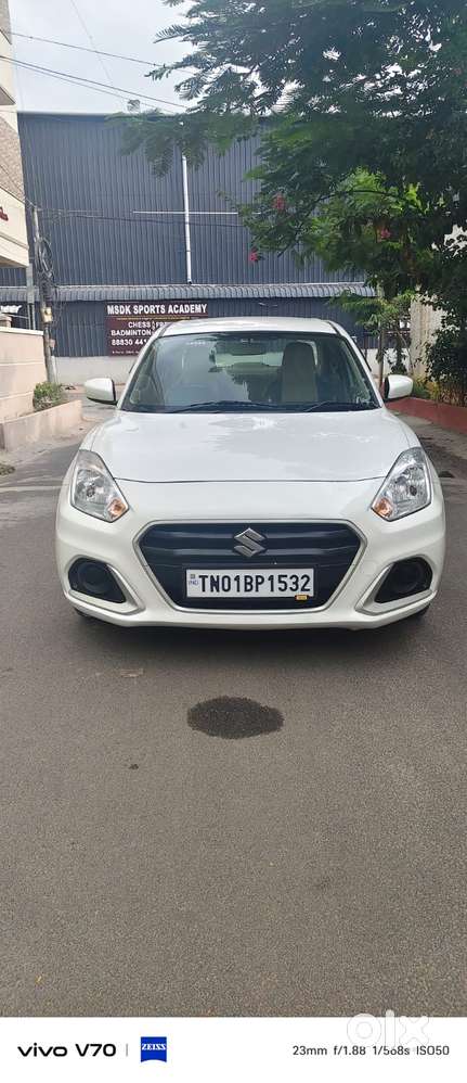 Maruti Suzuki Swift Dzire Lxi Option, 2022, Petrol