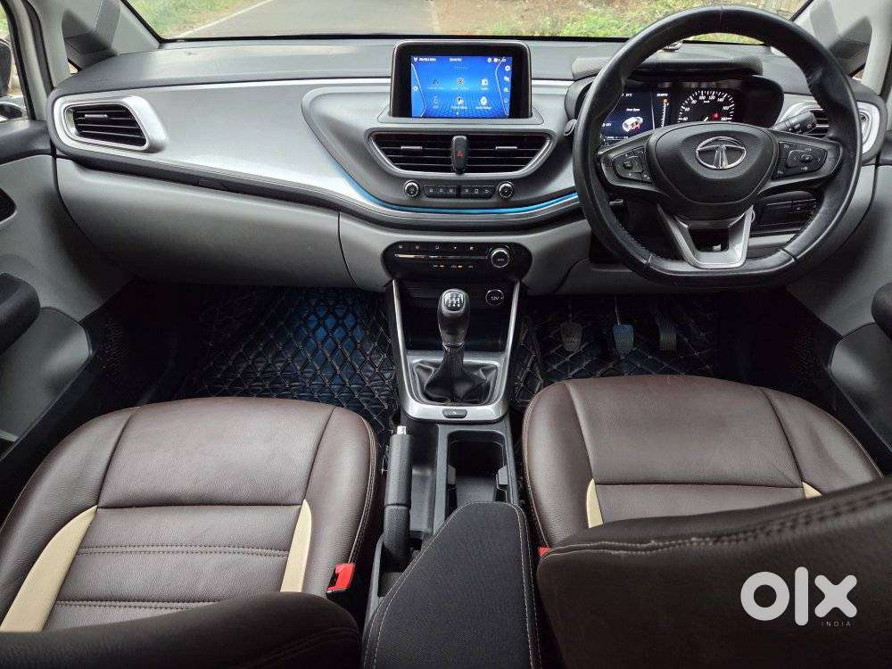 Tata Altroz Xz, 2020, Petrol