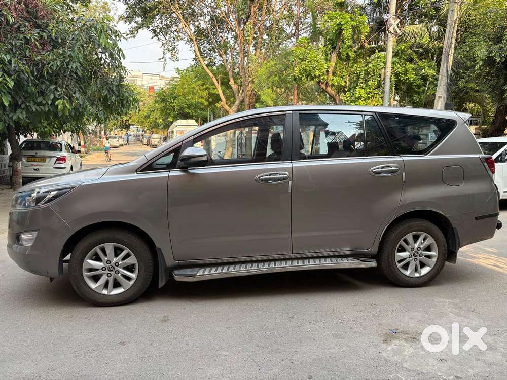 Toyota Innova Crysta 2.8 Gx At, 2016, Diesel