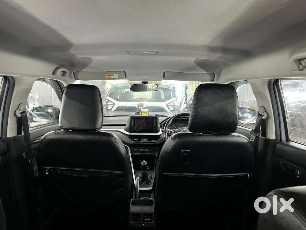 Maruti Suzuki Brezza 2023 Petrol Well Maintained