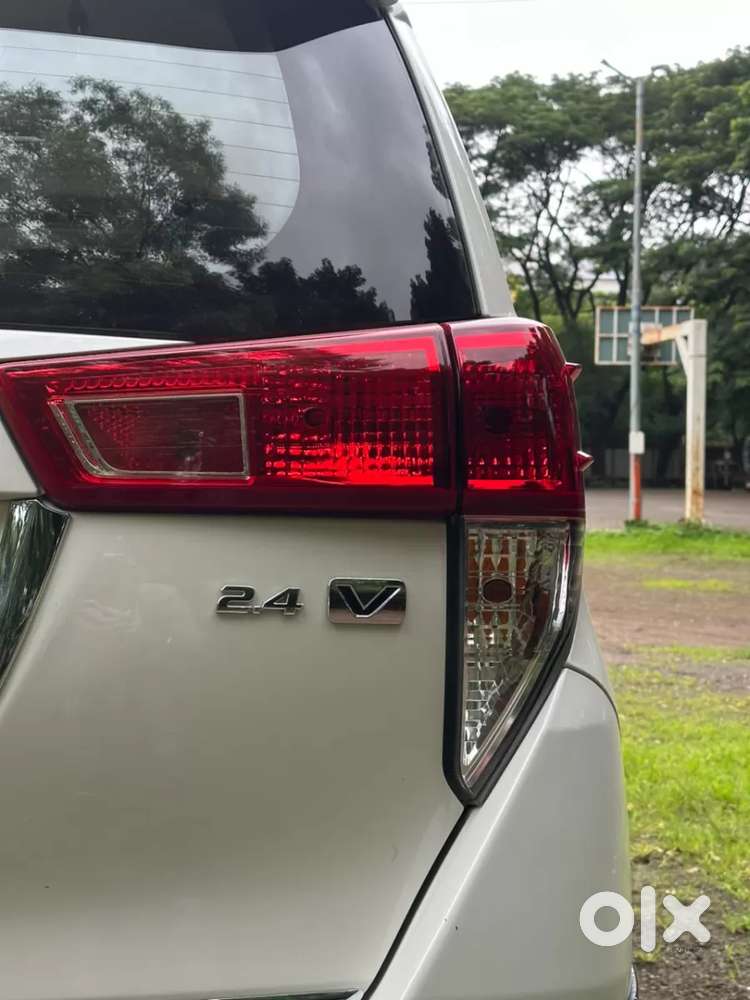 Toyota Innova Crysta 2.4 V 7 Str, 2019, Diesel