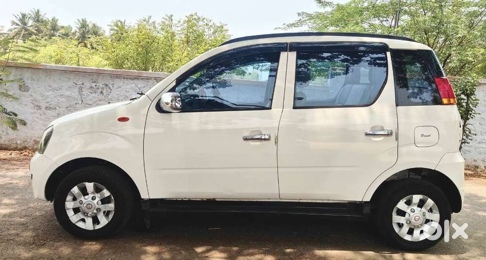 Mahindra Quanto C4, 2013, Diesel