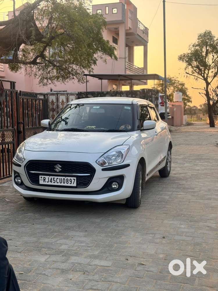 Maruti Suzuki Swift 2023 Petrol Well Maintained