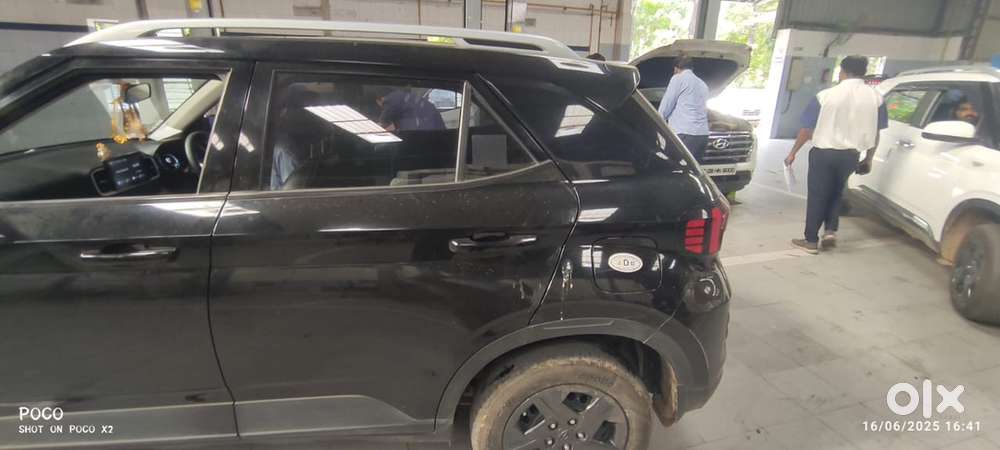 Hyundai Venue Diesel Manual 2024