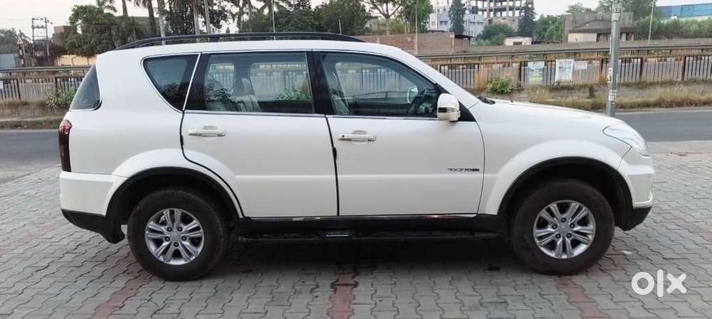 Mahindra Rexton, 2015, Diesel